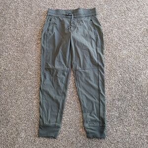 Athleta Headlands Hybrid Trek Jogger Pants Size 10 Green